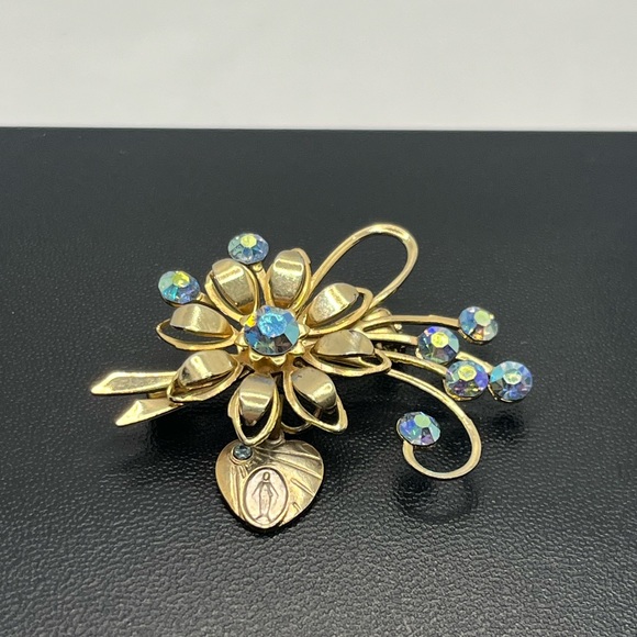 Vintage gold tone blue flower rhinestone Virgin Mary Catholic brooch pin - Picture 5 of 10